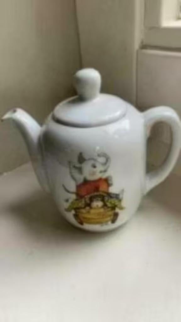 Douwe Egberts : olle en appie theepotje, Gebruikt, Overige typen, Ophalen of Verzenden, Glas