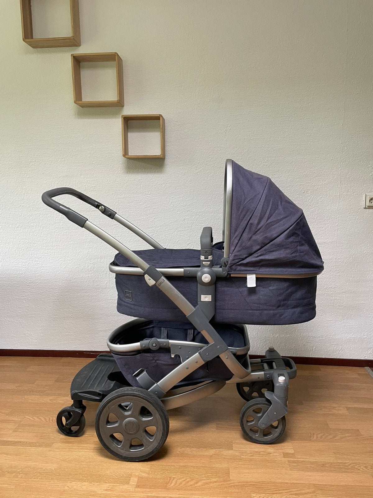 Joolz Geo 2 + meerijplankje + Maxi-Cosi Pebble + FamilyFix, Zo goed als nieuw, Combiwagen, Verstelbare duwstang, Ophalen