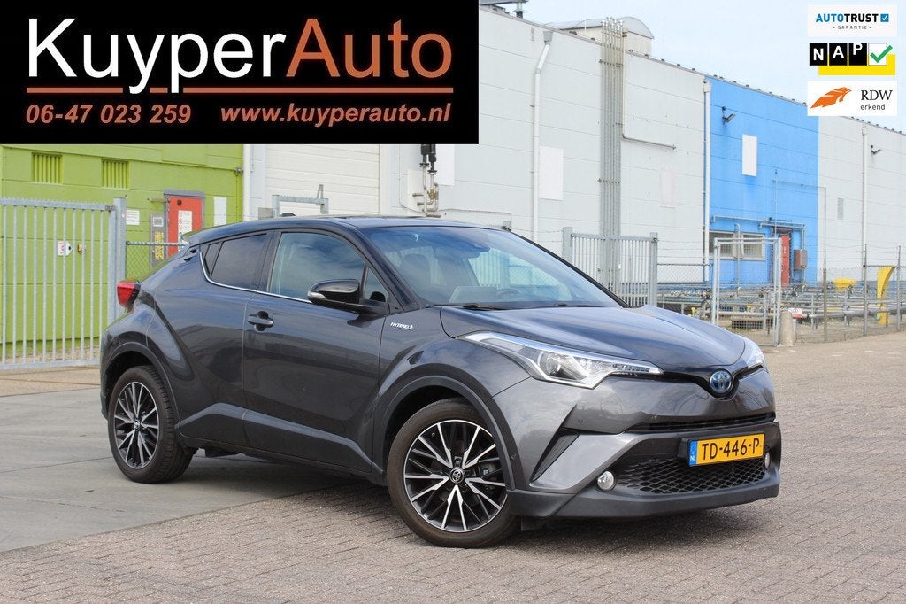 Toyota C-HR 1.8 Hybrid Style rijklaar prijs CAMERA BOMVOL OP, Auto's, Euro 6, 4 cilinders, Automatische klimaatregeling, 26 km/l