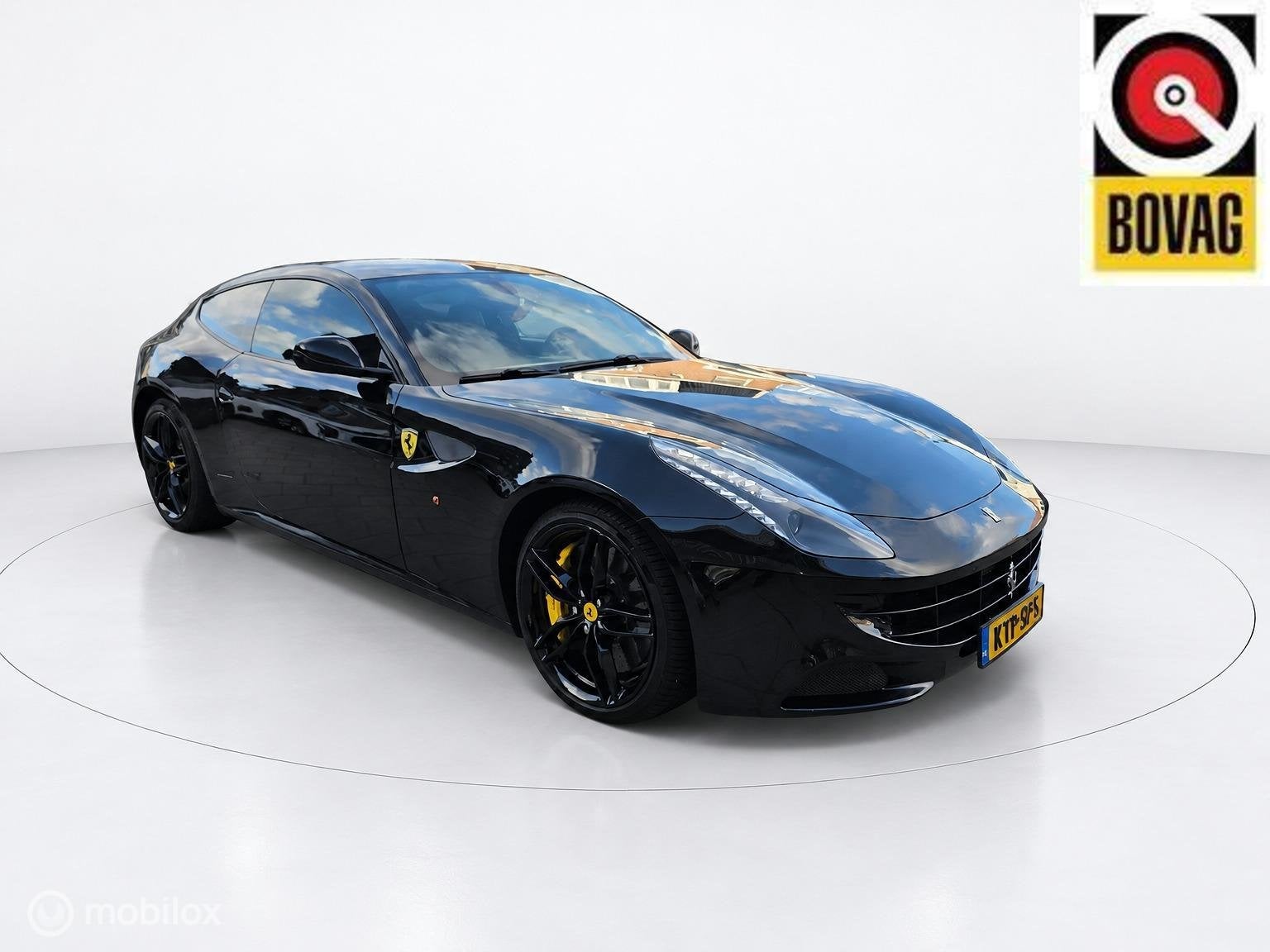 Ferrari FF 6.3 V12 2013 661PK LIFT/CAMERA/LED-CARBON STUUR!, Auto's, Euro 5, Zwart, 12 cilinders, 4 stoelen