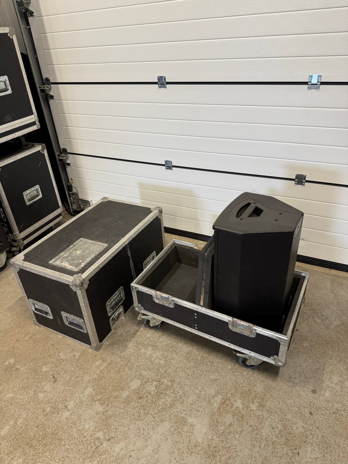 Flightcase voor 2 x C6 d&b audiotechnik speakers, Ophalen of Verzenden, Gebruikt, Speaker of Versterker, Flightcase