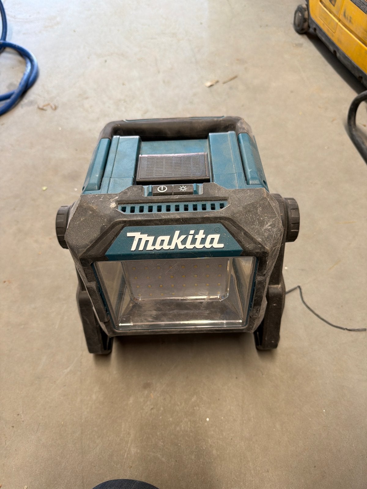 Makita ML005G IP65 LED Bouwlamp Accu/Netstroom, Ophalen, Gebruikt, Minder dan 50 watt, Lamp