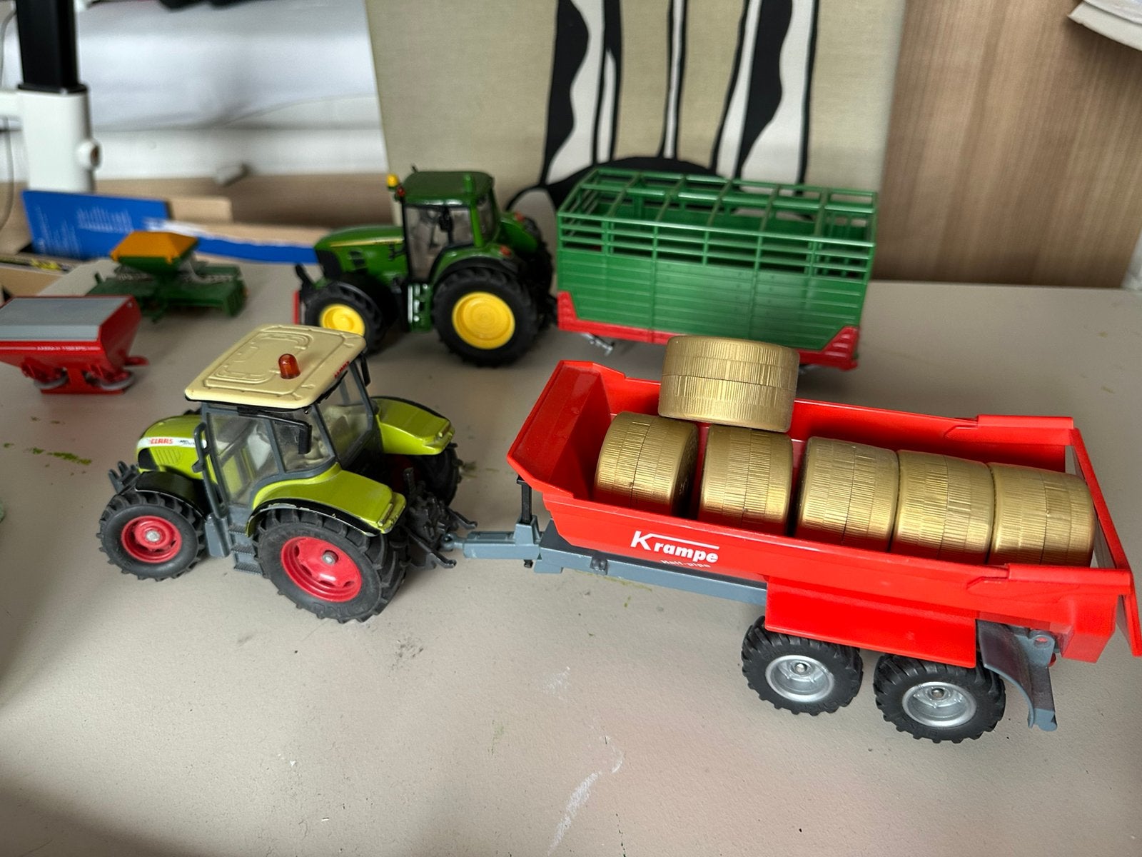Siku trekkers met wagens, Hobby en Vrije tijd, Modelauto's | 1:32, Ophalen, Zo goed als nieuw, Tractor of Landbouw, SIKU
