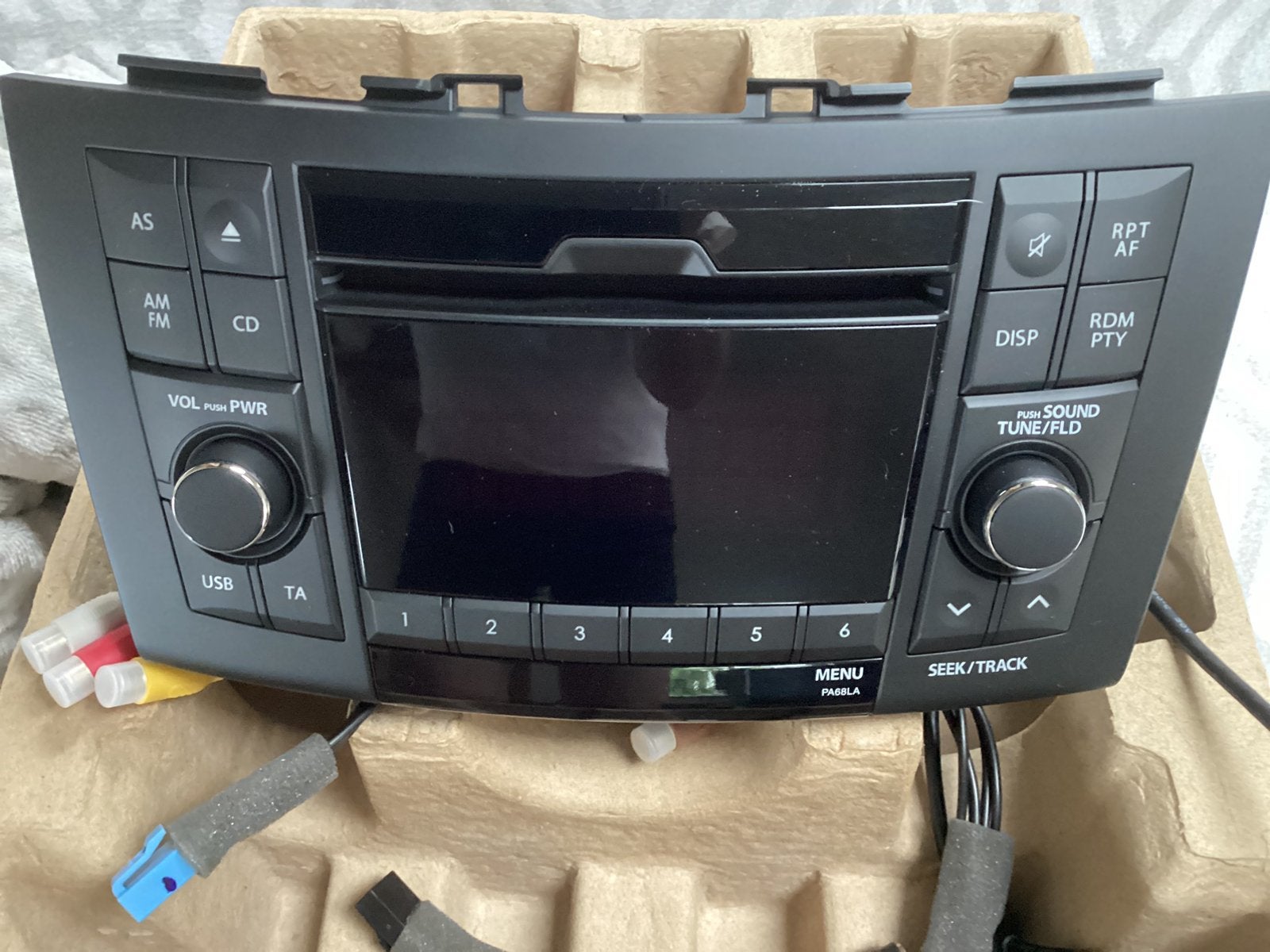 Suzuki Swift autoradio type PA68LA NIEUW (model 2010-2017), Ophalen, Nieuw
