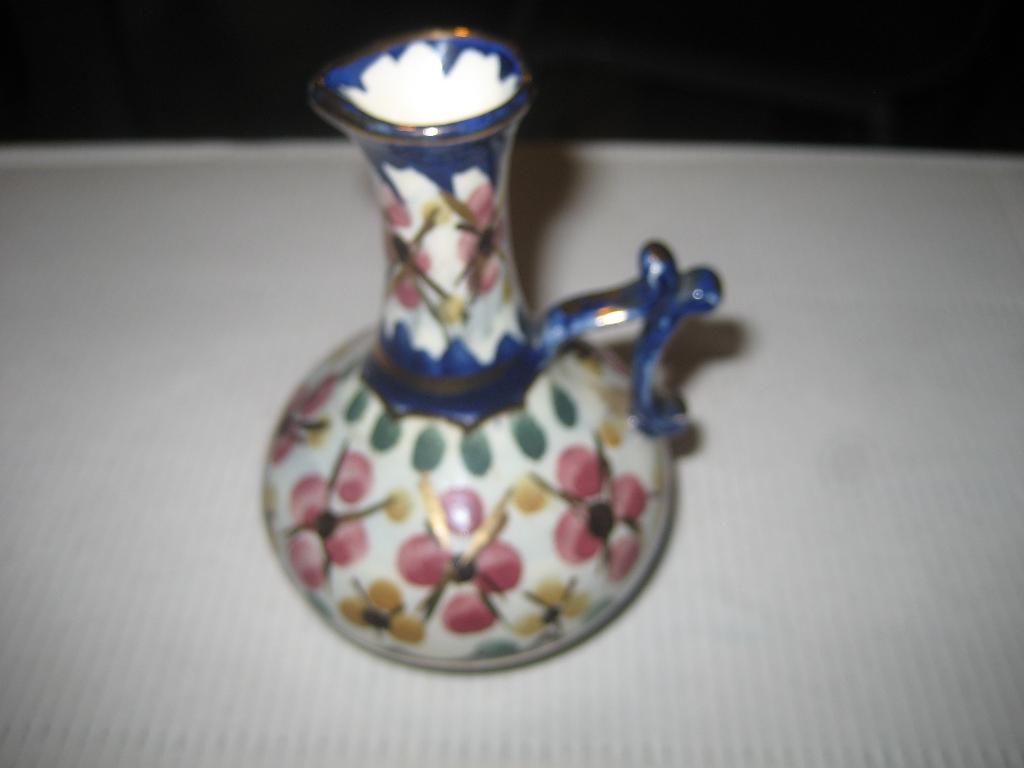Sier majolica kannetje klein ca 10 cm hoog, Ophalen of Verzenden