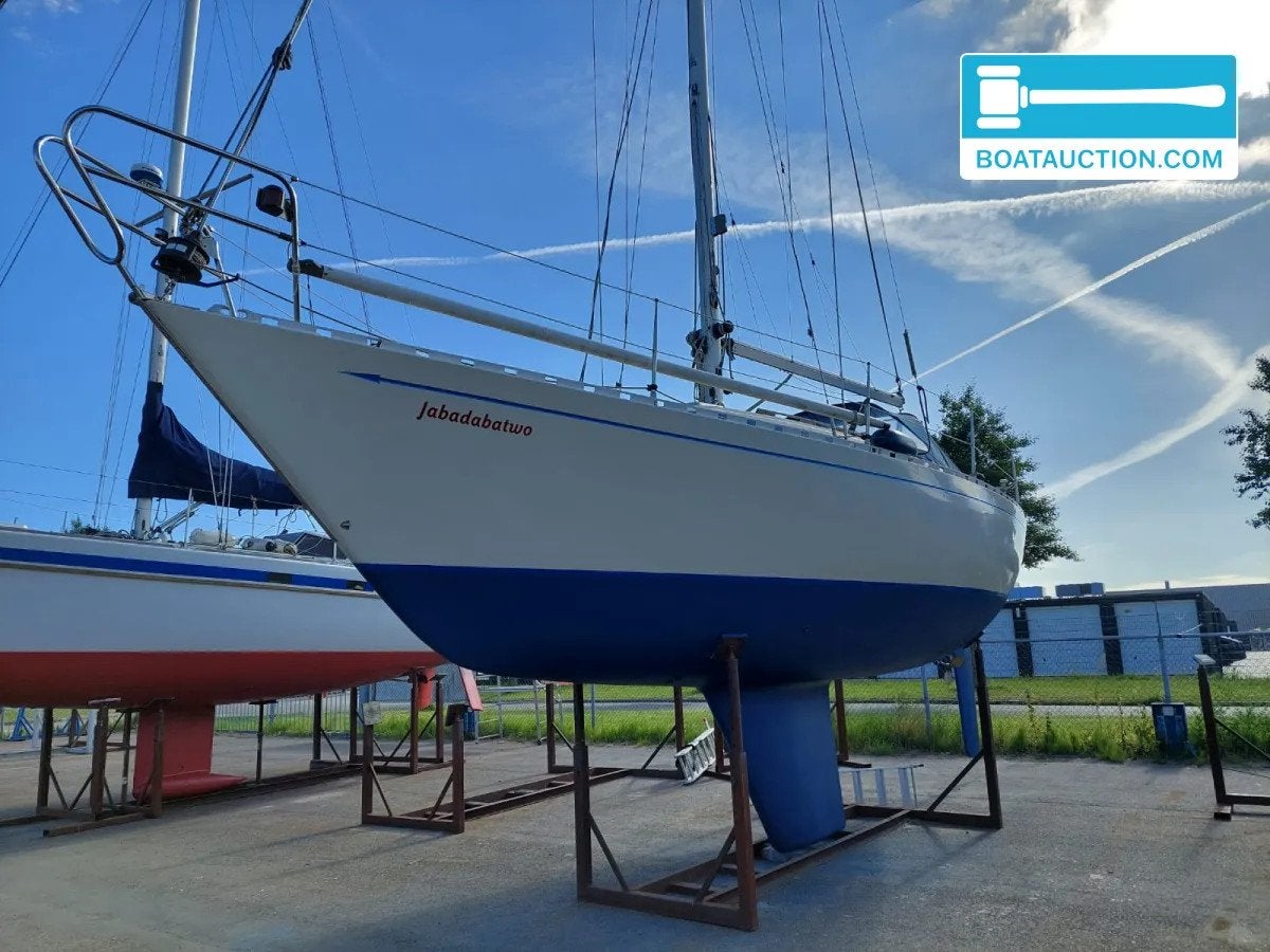 Standfast 33 nu in de online veiling.