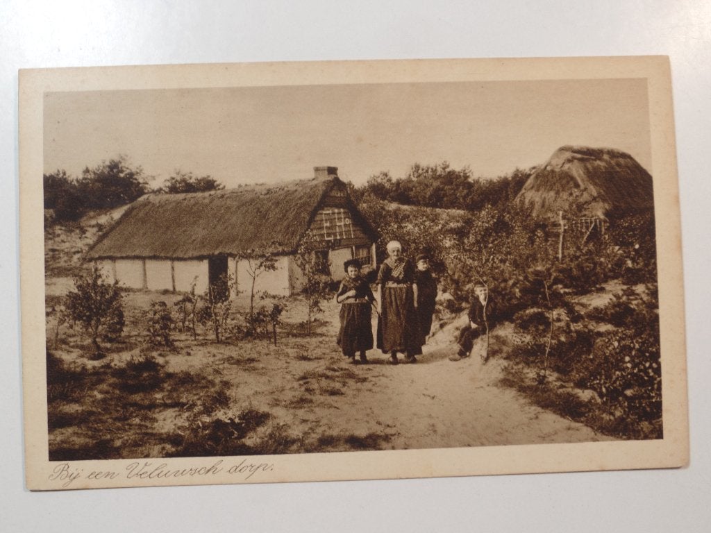 op de Veluwe klederdracht, Verzenden, 1920 tot 1940, Gelopen, Gelderland