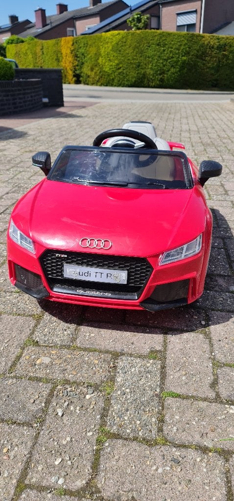 Audi TT-RS elektrische auto - Jamara Ride-On, Gebruikt