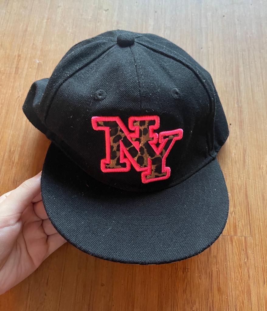 NY petje met panterprint, Ophalen of Verzenden, Zo goed als nieuw, One size fits all, Pet
