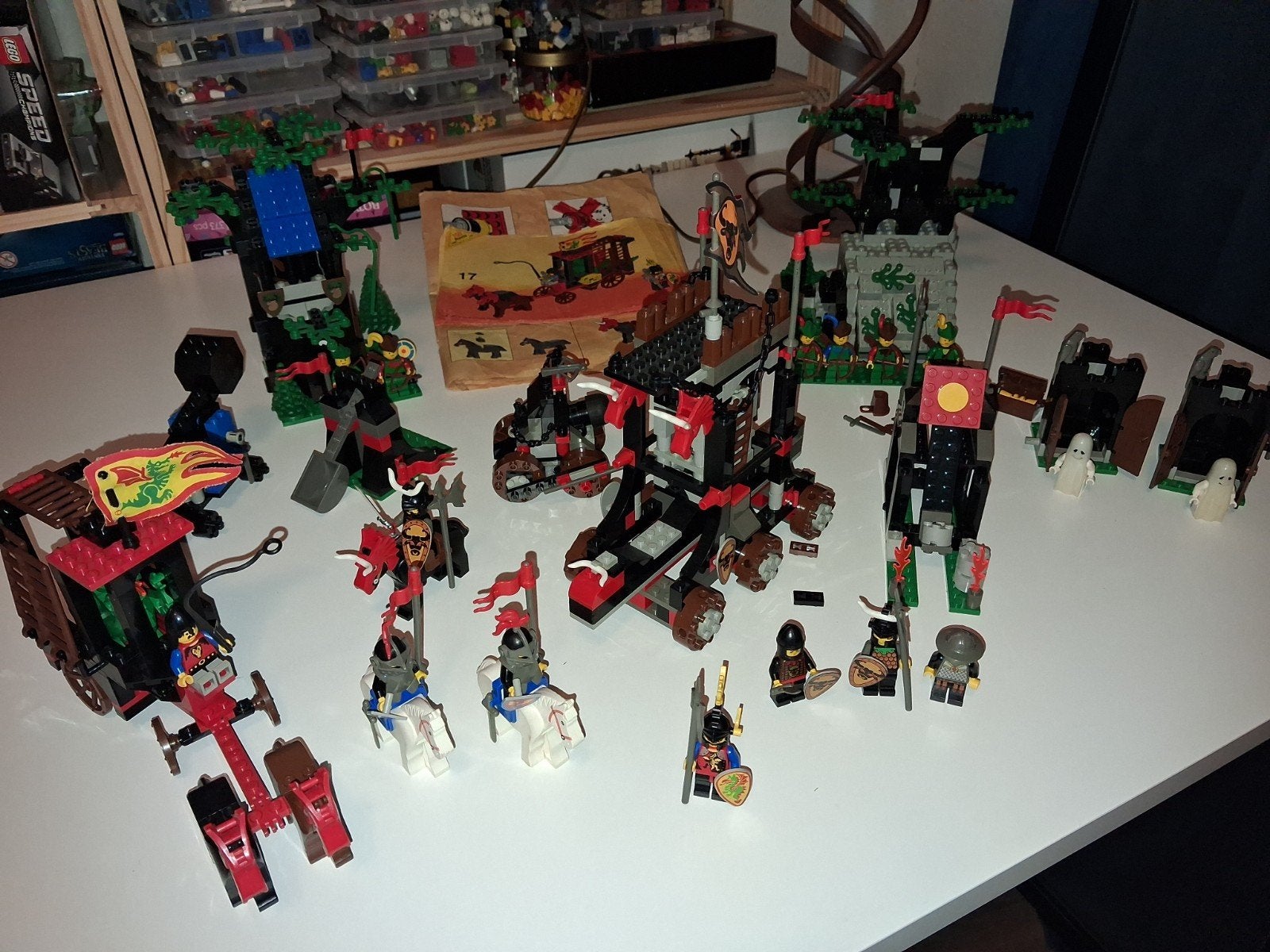 Veel Lego Castle 6 sets: o.a. Forestmen, 15 minifigs, Ophalen of Verzenden, Gebruikt, Lego