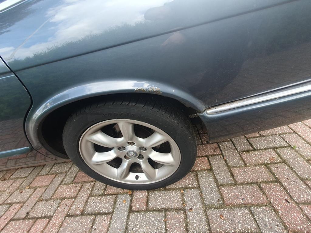 Jaguar XJ 3.2 Executive V8 1998 Grijs, foto 4
