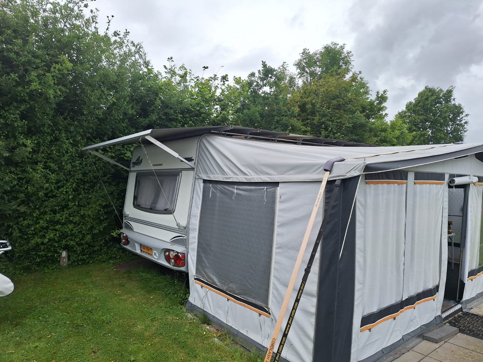 DWT Voortent maat 15 met stalen frame, Caravans en Kamperen, Ophalen, Gebruikt
