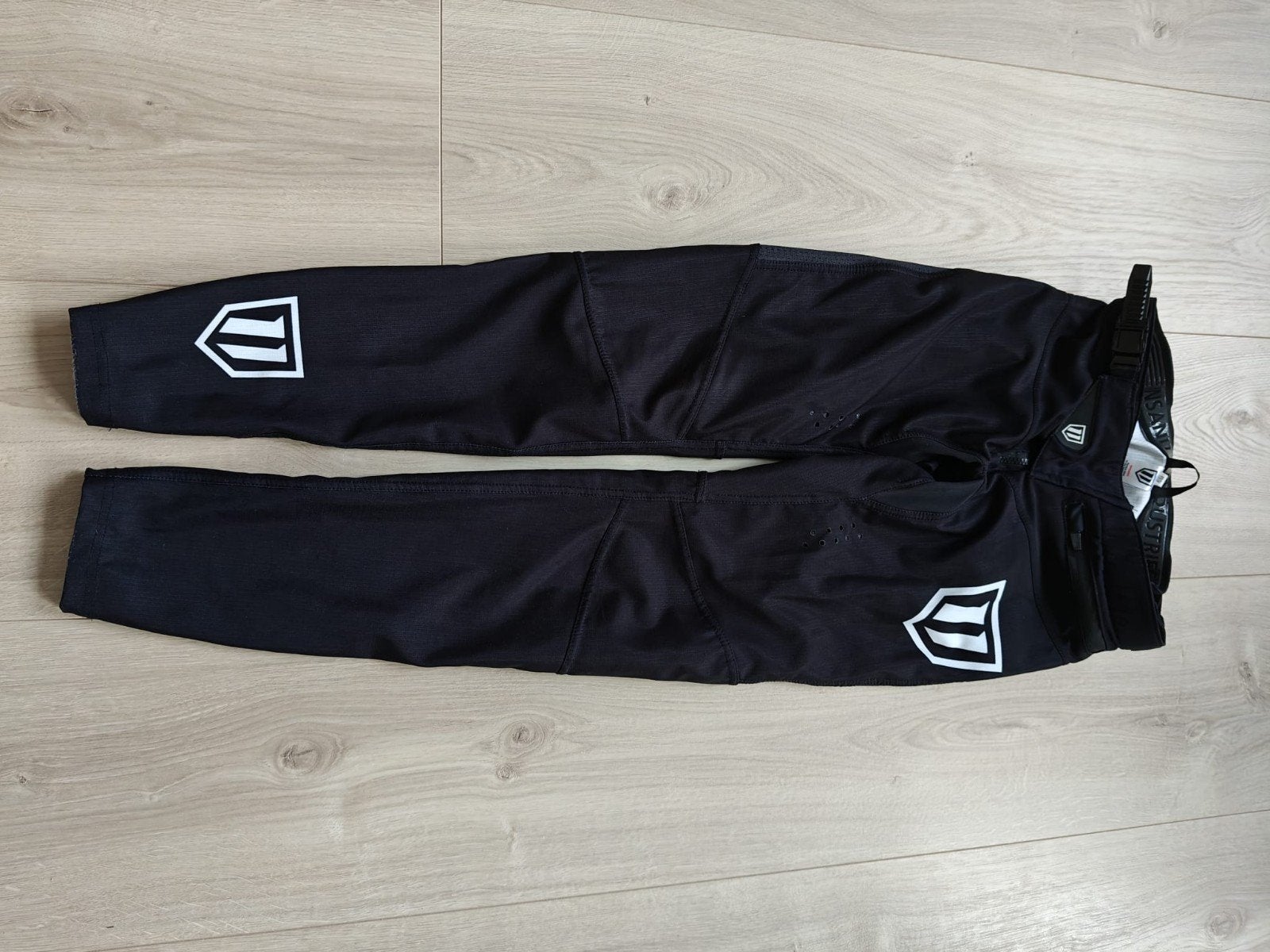 BMX broek Insanity Industries maat 28 (kind), Kinderen, Insanity Racing, Overige maten, Ophalen of Verzenden