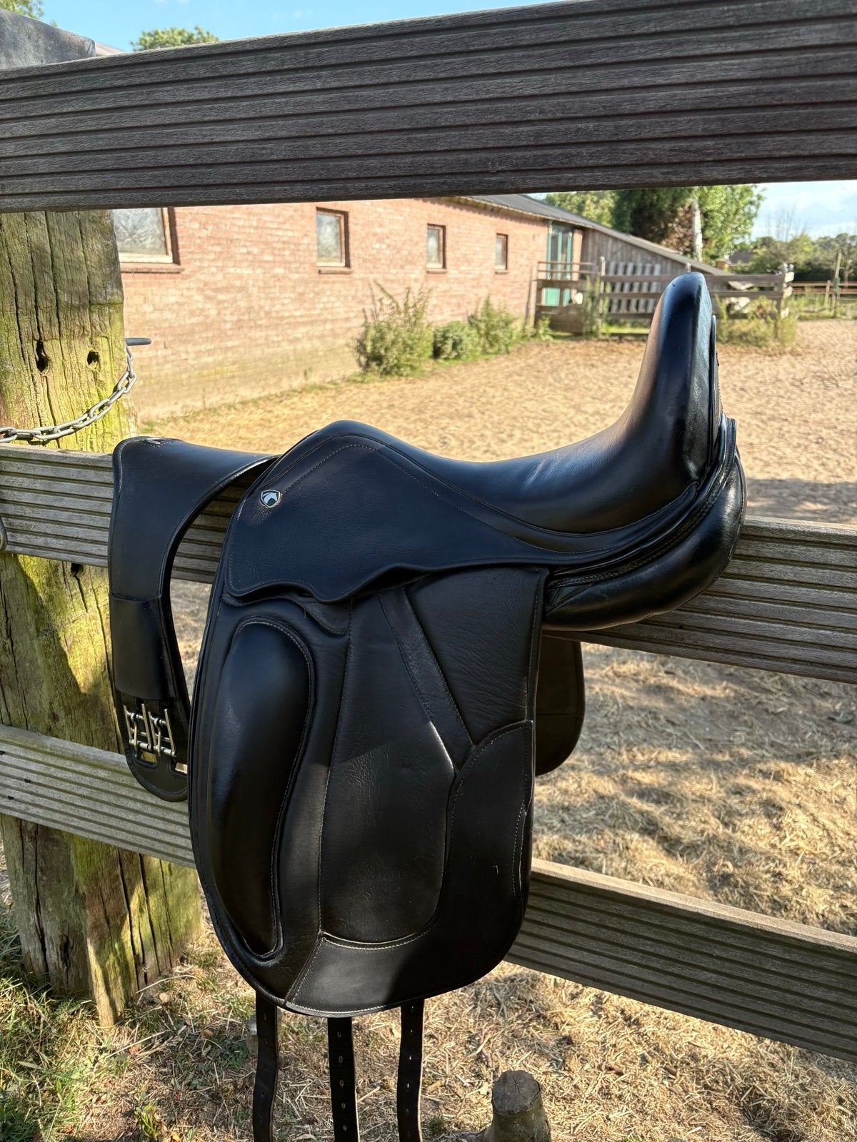 Graziozo dressuurzadel 16/16,5 inch, Ophalen, Dressuur, Overige merken, Diepe zit