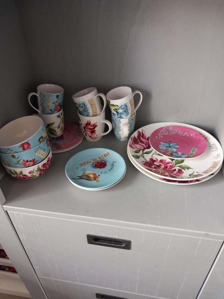 Jet servies, Ophalen of Verzenden, Zo goed als nieuw, Aardewerk, Overige stijlen