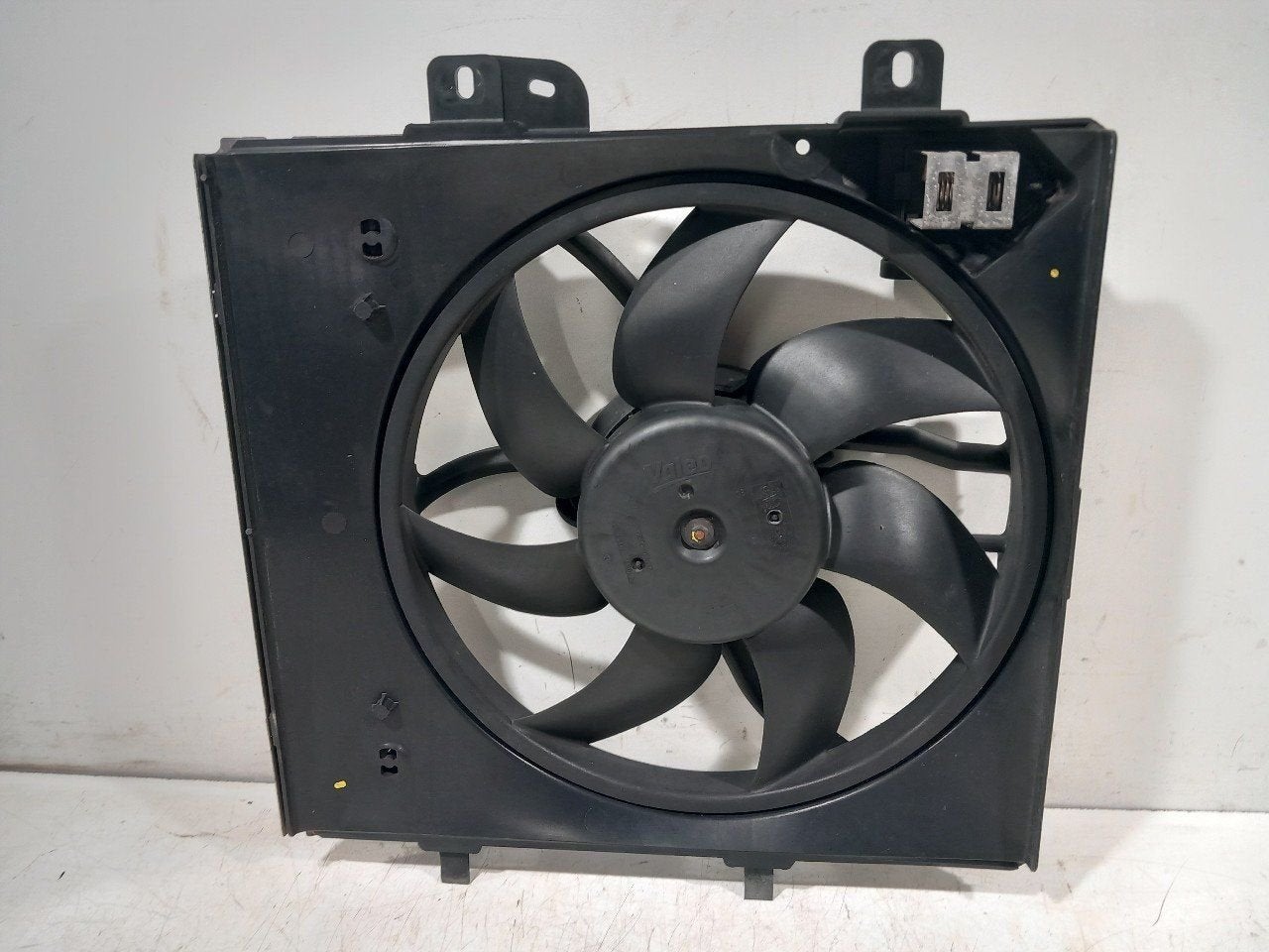 Koelventilator Peugeot 2008, Onderdelen@venauto.nl, Van der Ven Autorecycling B.V., Gebruikt, Ettenseweg 76, 4706 PB Roosendaal, The Netherlands