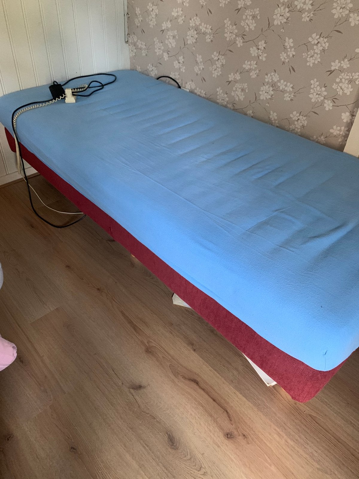 Gratis elektrische seniorenbed.. met matras, Ophalen of Verzenden