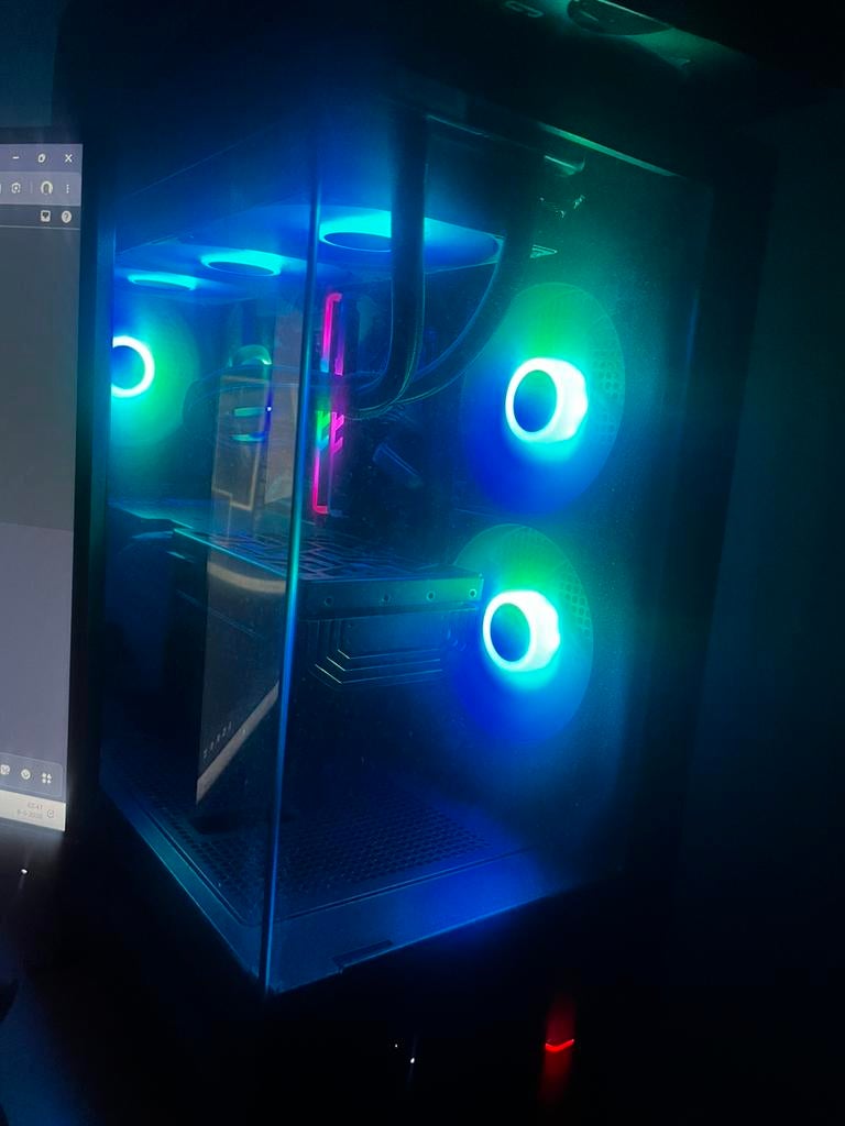 Gaming PC, Ophalen of Verzenden, Zo goed als nieuw, Gaming, SSD