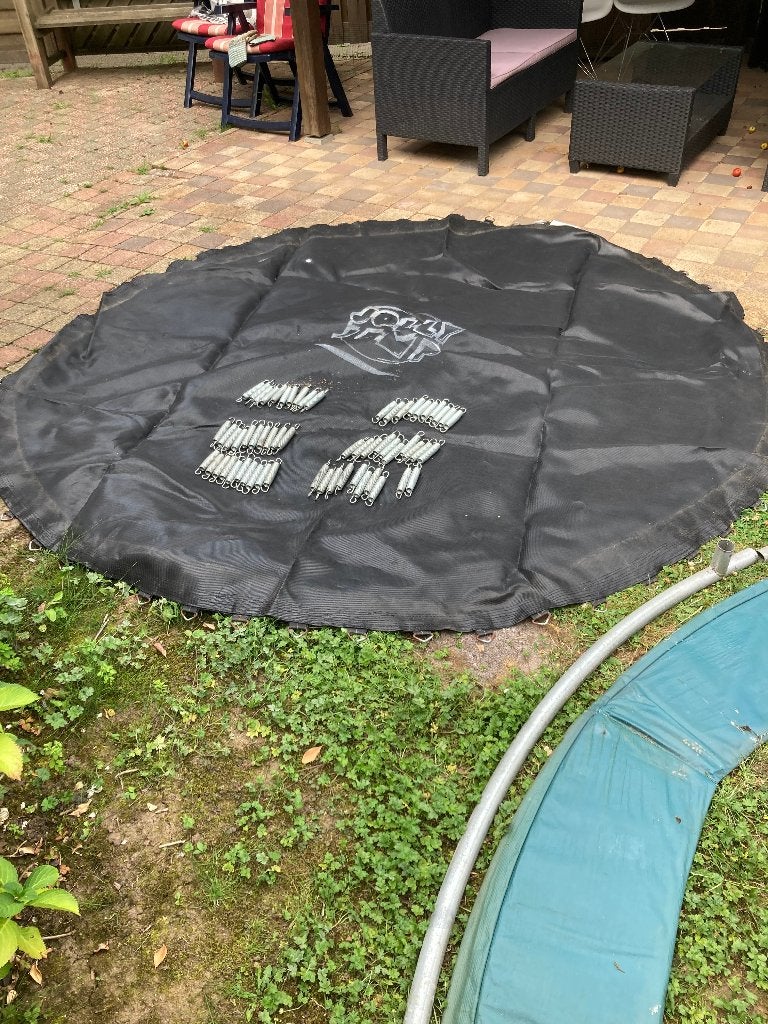 Trampoline, Ophalen, Gebruikt