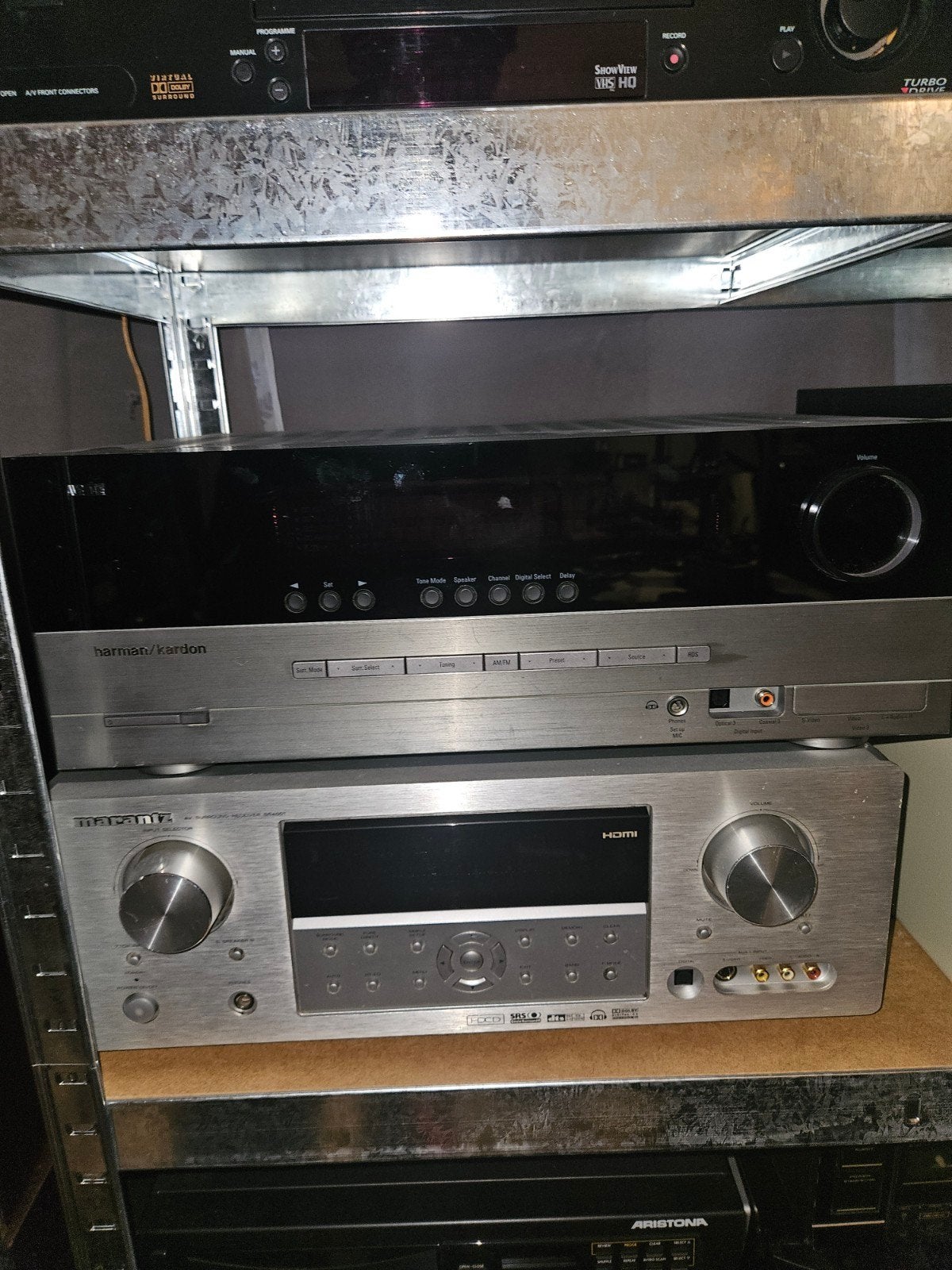 Harman Kardon AVR 147 AV-receiver - Topkwaliteit geluid, Audio, Tv en Foto, Versterkers en Receivers, Gebruikt, Info@harmankardon.com