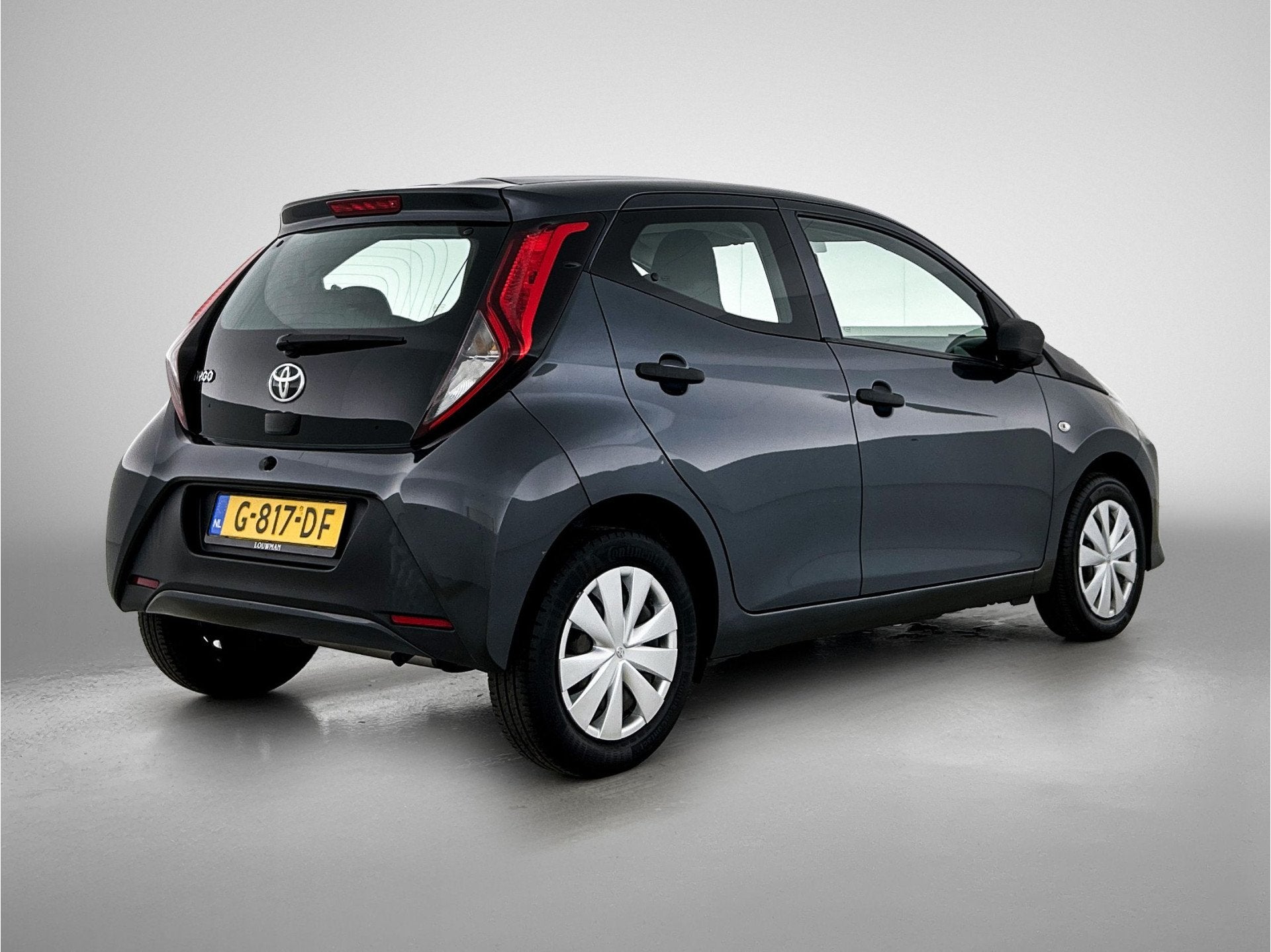 Toyota Aygo 1.0 VVT-i x-fun | Dealer onderhouden | Bluetooth, Voorwielaandrijving, Stof, Gebruikt, 4 stoelen