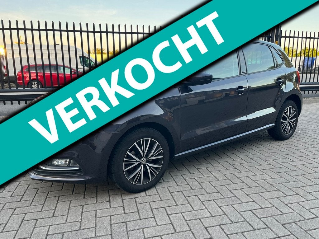 Volkswagen Polo verkocht, Auto's, Gebruikt, 4 cilinders, Automatische klimaatregeling, Origineel Nederlands