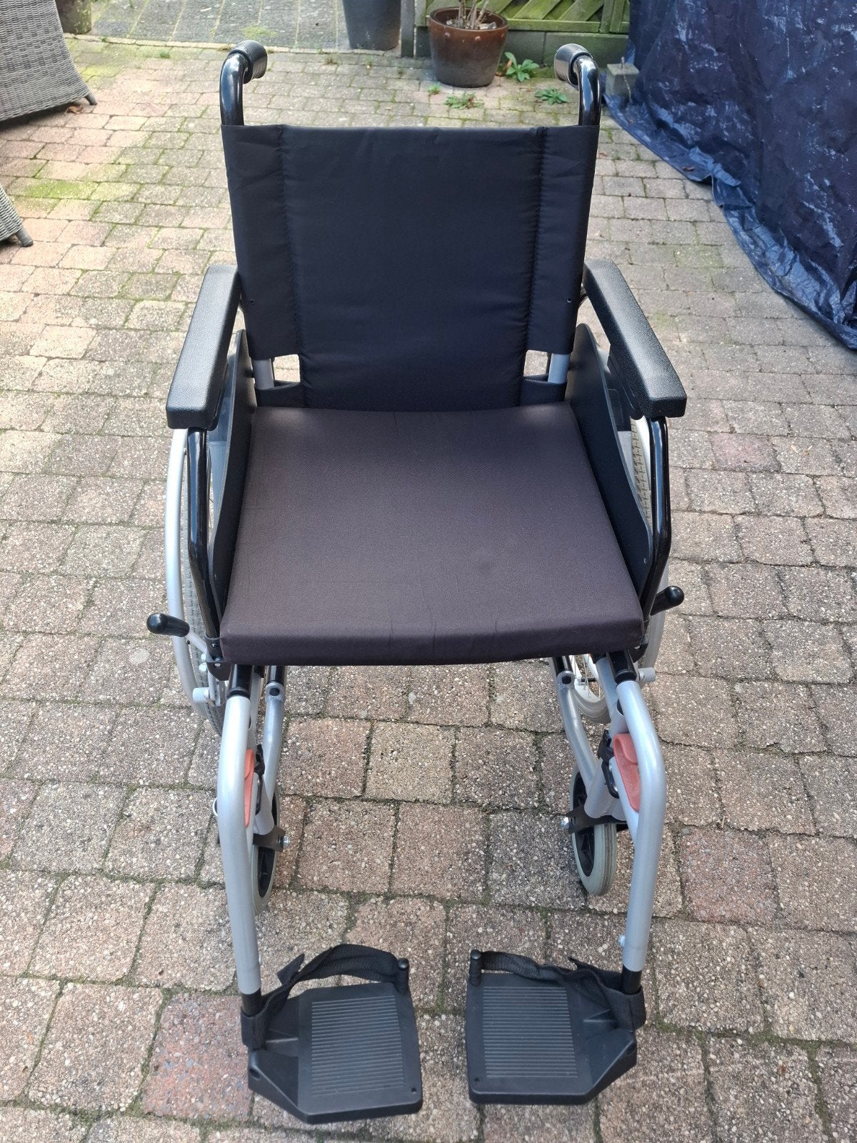 excel rolstoel 47cm zitbreedte,  inklapbaar, zwart/grijs., Ophalen, Inklapbaar, Zo goed als nieuw, Duwrolstoel