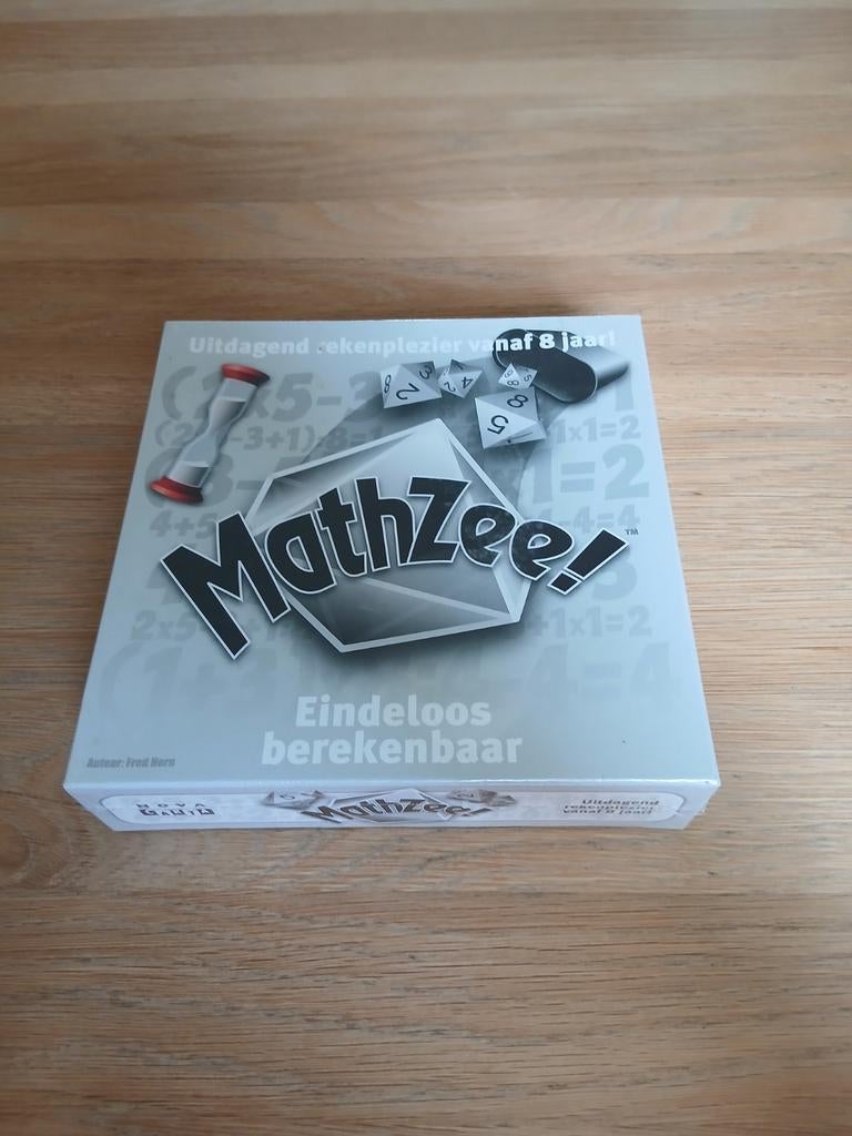 MathZee! Bordspel nog nieuw in verpakking, Een of twee spelers, Ophalen of Verzenden, Zo goed als nieuw, Nova Carta