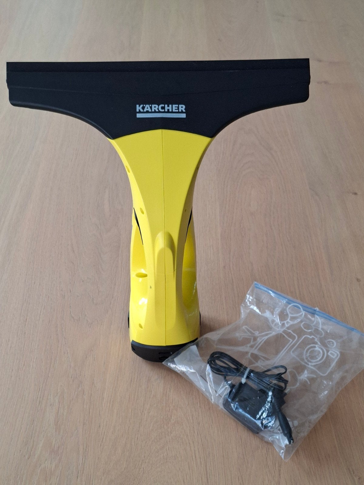 nieuwstaat  Kärcher Window Vac WV 50 Plus ruitenreiniger €20, Huis en Inrichting, Ophalen of Verzenden, Raamwisser of Trekker