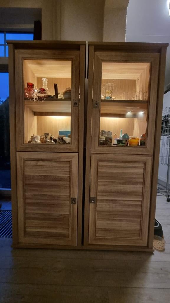 Vitrine kast grijs eiken (2 stuks), Huis en Inrichting, Kasten | Vitrinekasten, Ophalen, Met deur(en), 50 tot 100 cm, Zo goed als nieuw