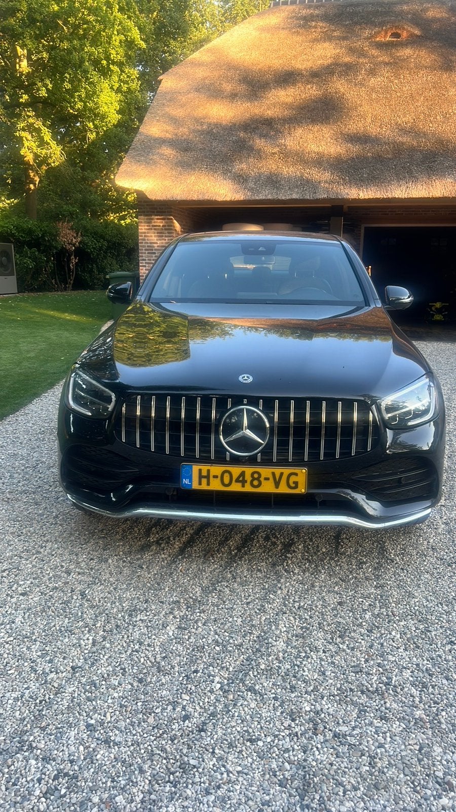 Mercedes-Benz GLC coupe200 197pk 4MATIC 9G-TRONIC 2019 Zwart, Auto's, Mercedes-Benz, Automaat, Zwart, 4 cilinders, 2000 kg
