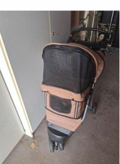Te koop hondenbuggy, Ophalen