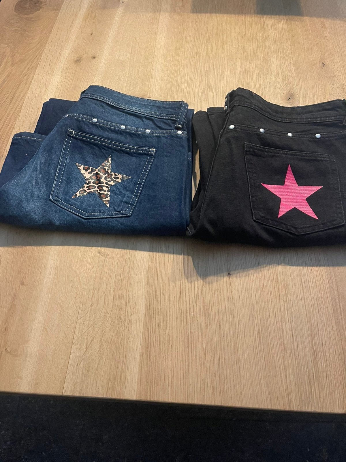 Bershka jeans met ster 2x maat 40, Ophalen of Verzenden, Zo goed als nieuw, Blauw, W30 - W32 (confectie 38/40)