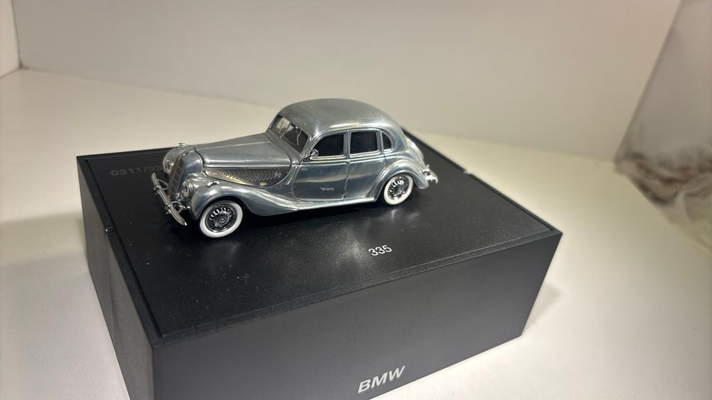 Bmw 335 chroom minichamps 1.43, Auto, Ophalen of Verzenden, MiniChamps, A
