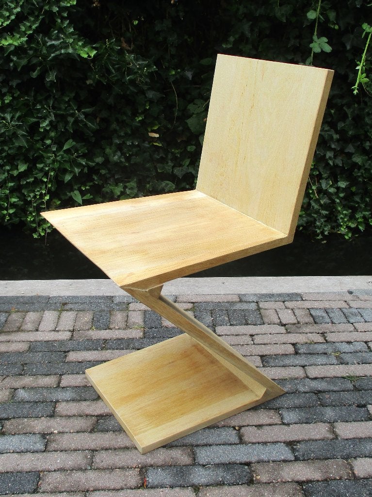 Zigzag stoel Cassina Gerrit Rietveld ontwerp, Ophalen, Bruin, Zo goed als nieuw, Eén