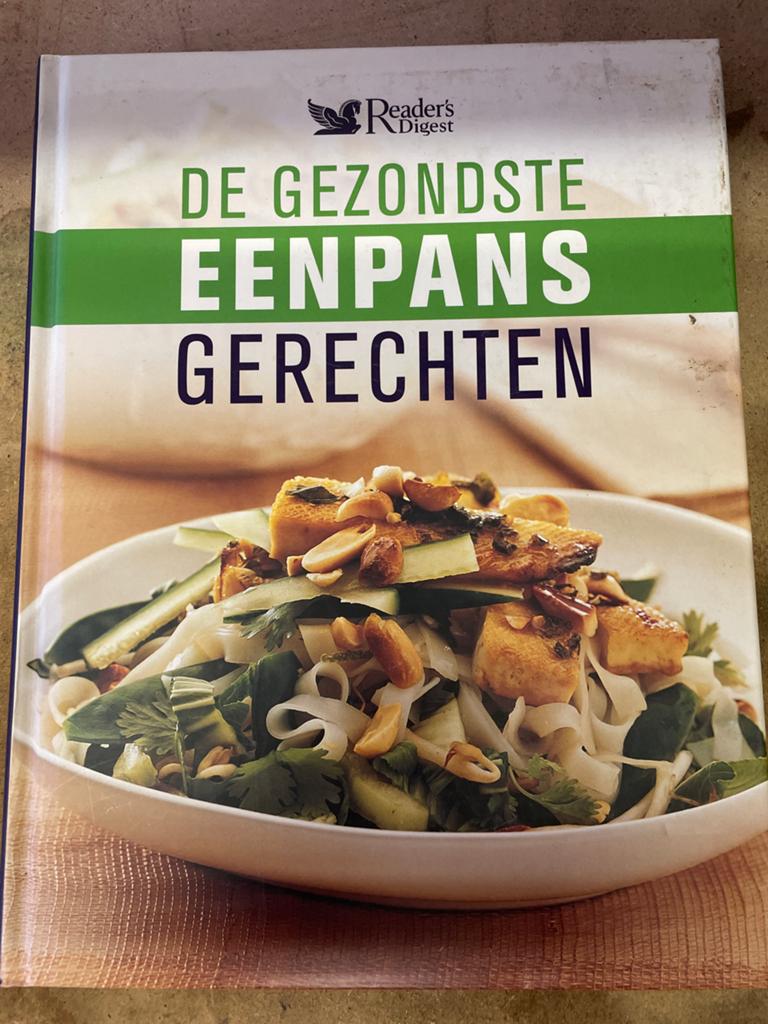 De Gezondste Eenpansgerechten - Reader's Digest, Boeken, Kookboeken, Voorgerechten en Soepen, Ophalen of Verzenden, Zo goed als nieuw