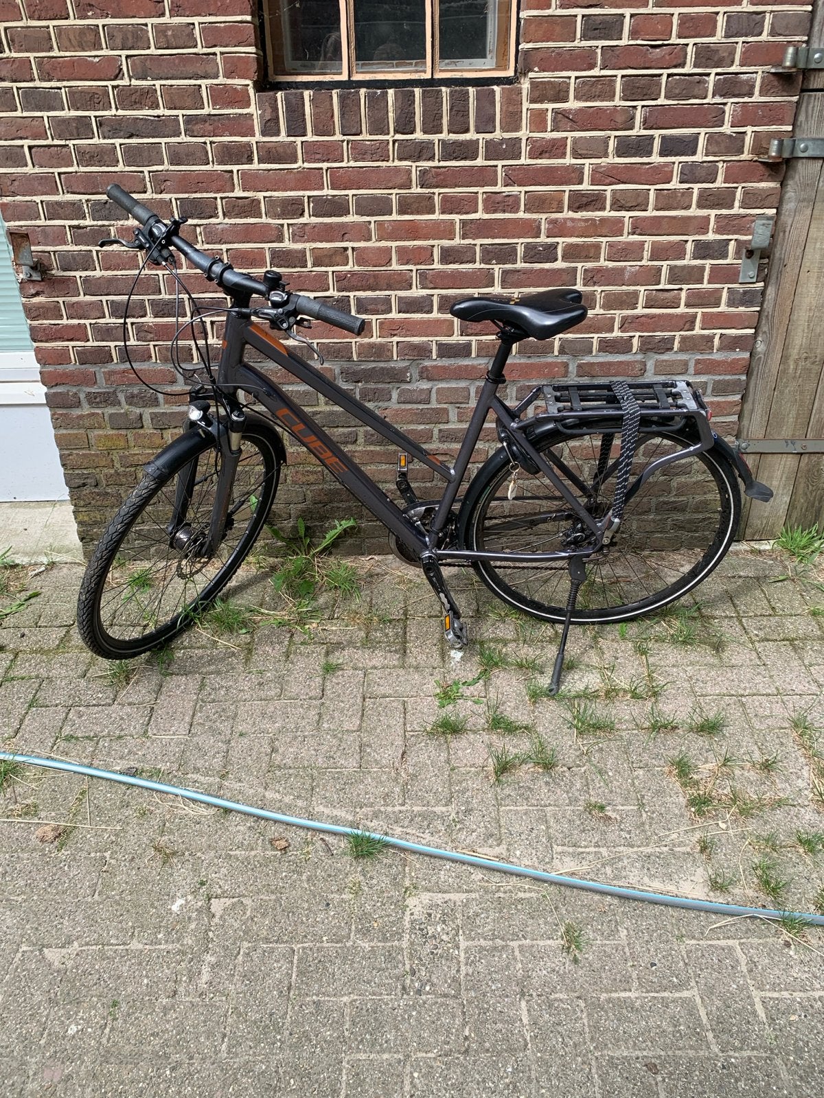 Cube fiets met schijfremmen en bagagedrager, 28 inch, Meer dan 20 versnellingen, Schijfrem, Ophalen