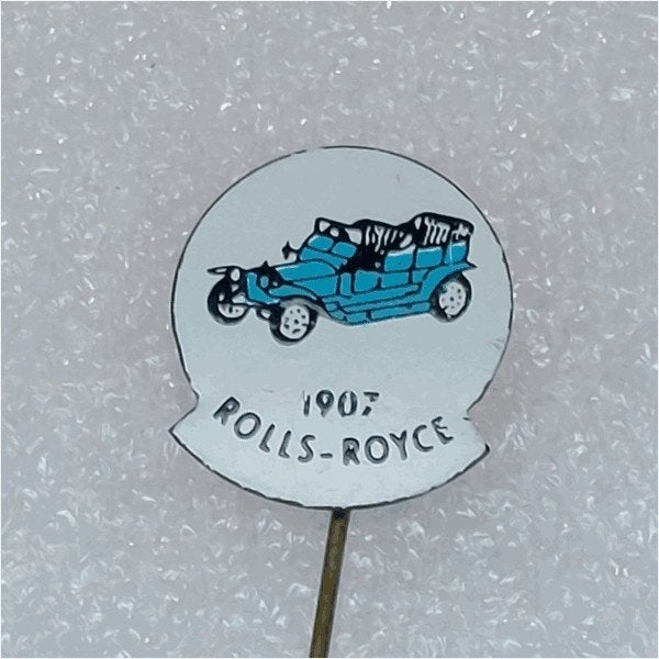 SP0803 Speldje 1907 Rolls-Royce blauw, Ophalen of Verzenden, Gebruikt, Overige onderwerpen