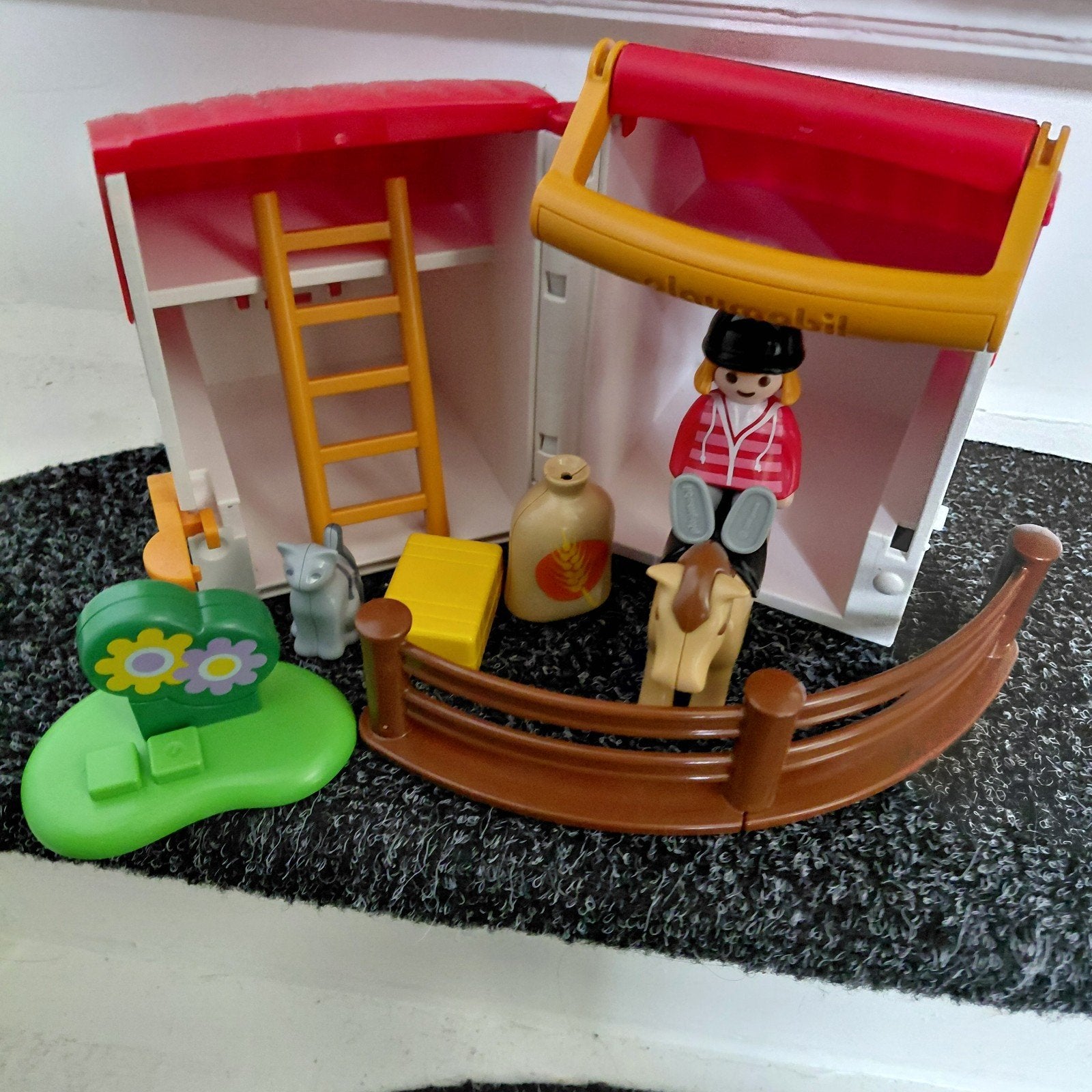 Playmobil 1-2-3 Manege - Zo goed als nieuw, Ophalen of Verzenden, Zo goed als nieuw, Complete set