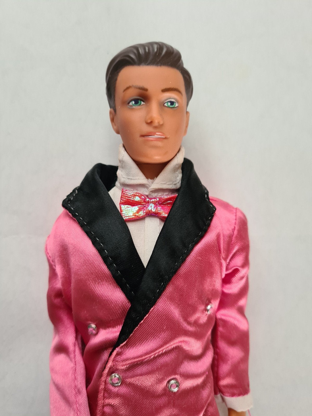 vintage SINDY Hasbro 1992 PAUL roze smoking, Ophalen of Verzenden, Gebruikt