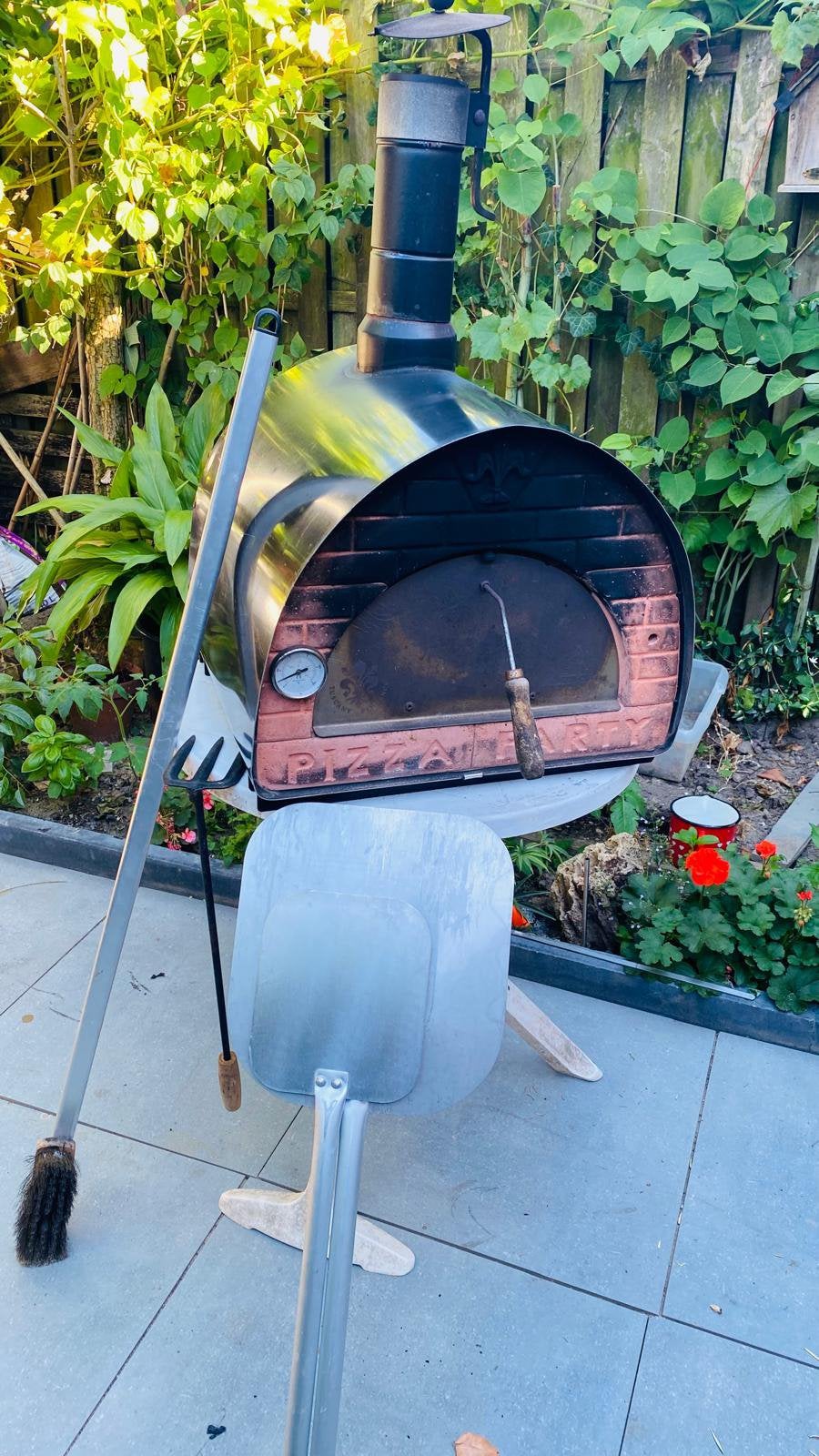 Pizza party houtoven., Ophalen, Gebruikt, Met accessoires