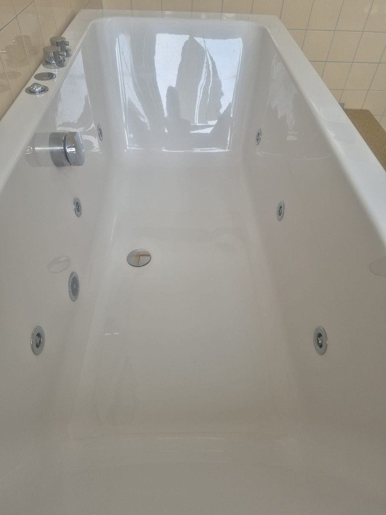 Bubbelbad Lambini Whirlpool 170x75 6 jets inclusief heater, Ophalen, Zo goed als nieuw, Minder dan 100 cm, 50 tot 75 cm