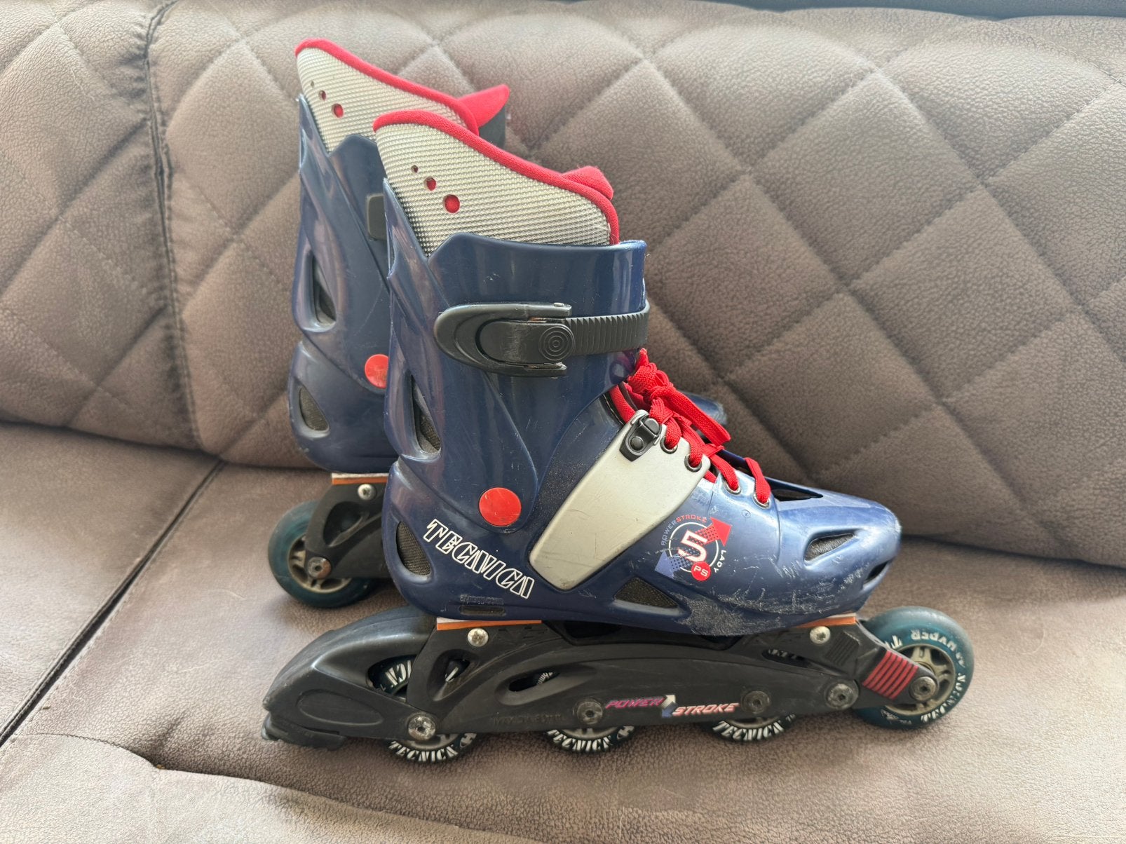 Tecnica skeelers mt 39/40 inclusief beschermers en opbergtas, Sport en Fitness, Skeelers, Ophalen of Verzenden, Zo goed als nieuw