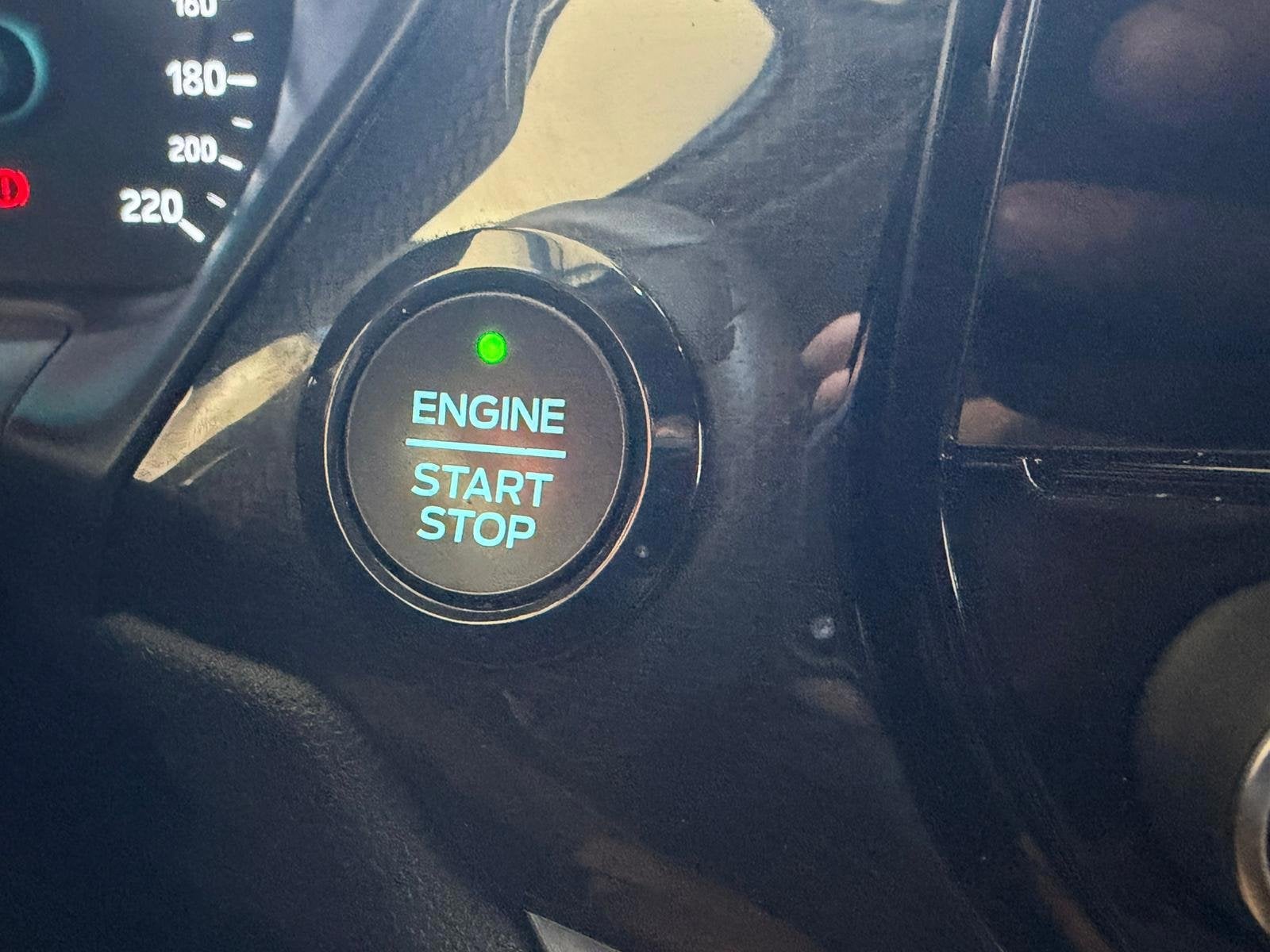 Foto 10 van Ford Fiesta 1.0 EcoBoost ST-Line X 140PK CARPLAY