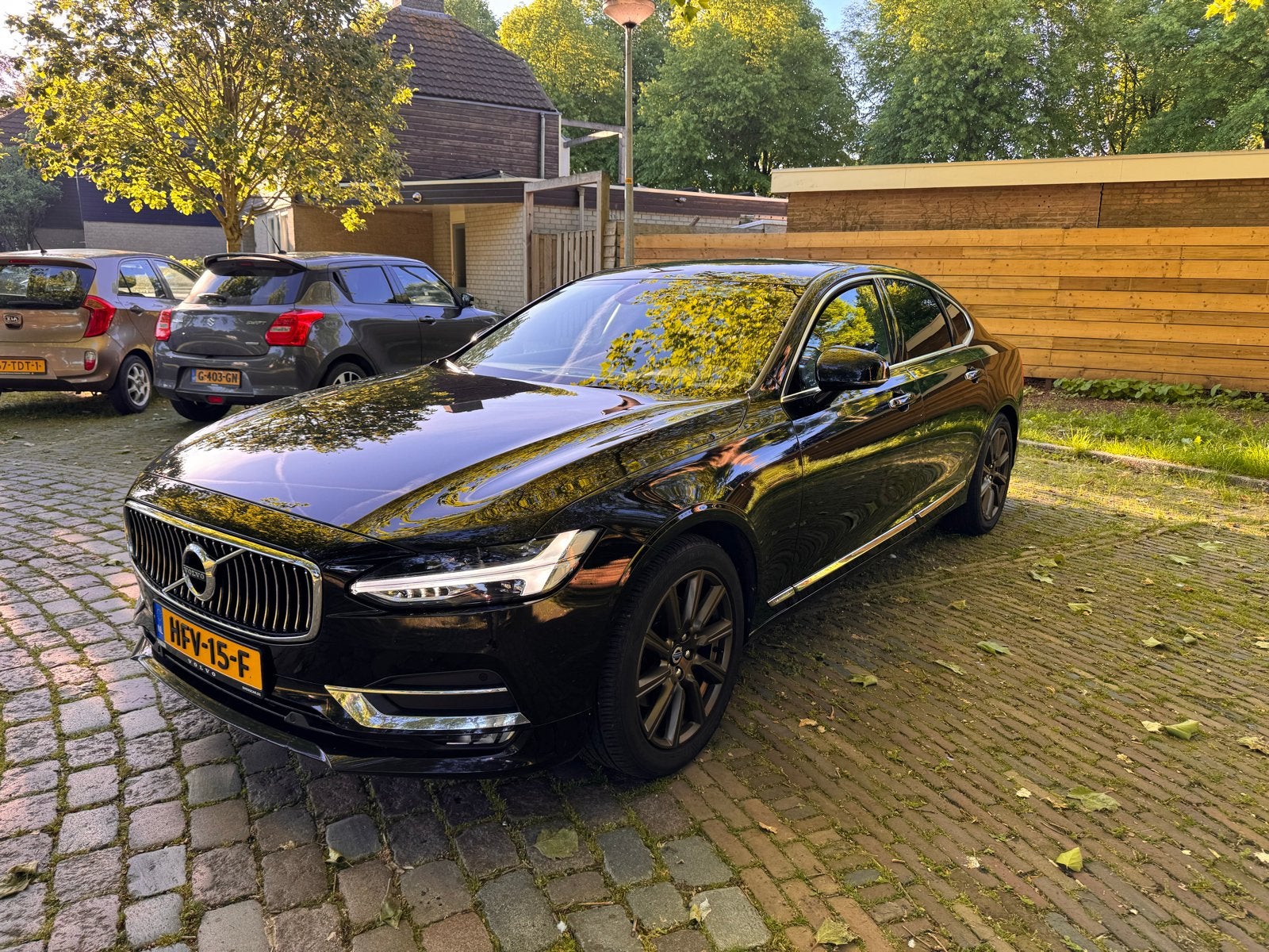 Volvo S90 D4 190pk Geartronic 2018 Zwart, Auto's, Volvo, Bedrijf, S90, Diesel, Sedan, Automaat, Geïmporteerd, Zwart, Voorwielaandrijving