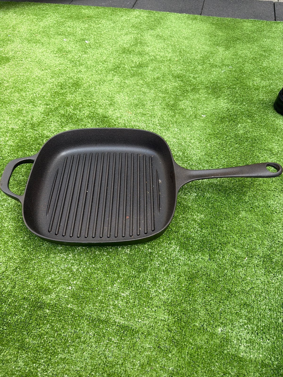 Nieuwe IKEA grillpan van gietijzer - 28x28 cm, Ophalen, Gietijzer, Overige typen, Nieuw