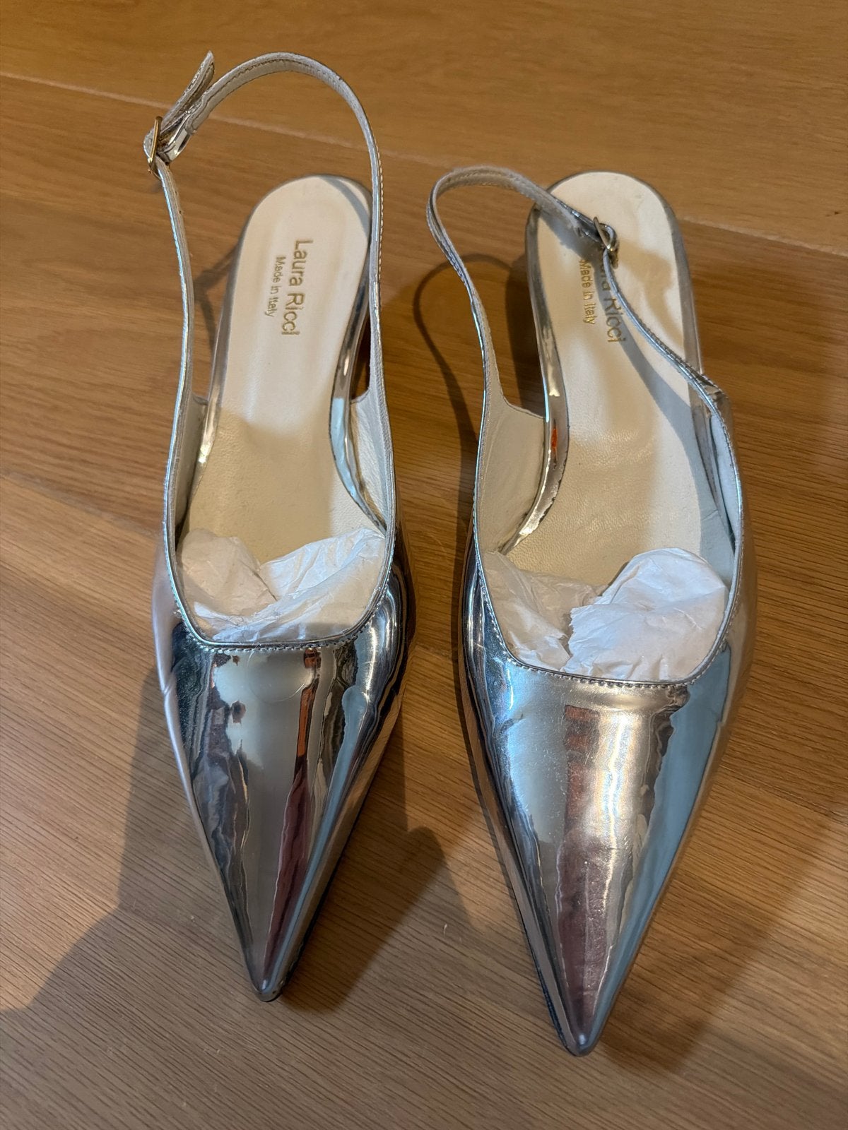 Laura Ricci mt 41 zilvere pumps met klein hakje - Maat 41, Kleding | Dames, Pumps, Overige kleuren, Verzenden, Nieuw
