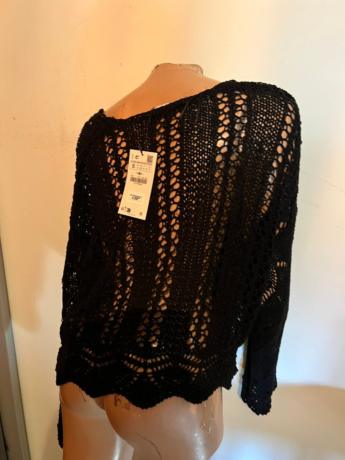 ZARA trui maat s NIEUW MET KAARTJES, F, G, R, Zwart