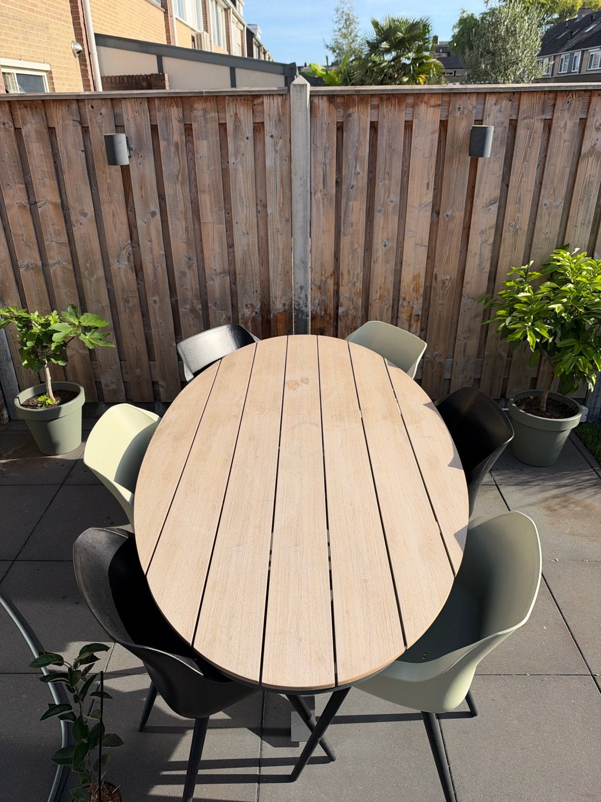 Ovale tuintafel van polywood 220x115, Tuin en Terras, Ophalen of Verzenden, Gebruikt, Ovaal, Teakhout