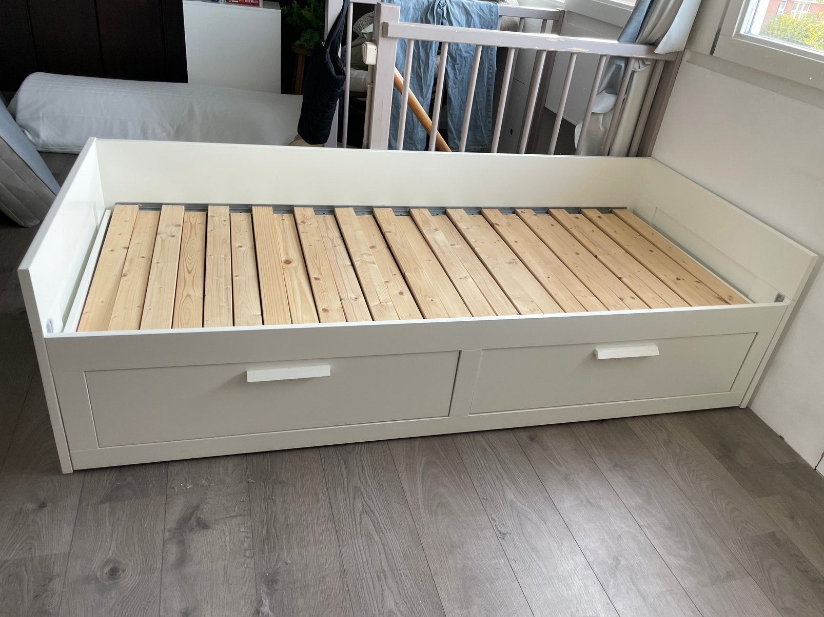 Ikea BRIMNES bed, Huis en Inrichting, Ophalen, Wit, Twijfelaar, Hout